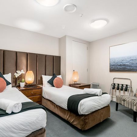 קווינסטאון The Beacon - 2 Bedroom Town Center Apartment מראה חיצוני תמונה